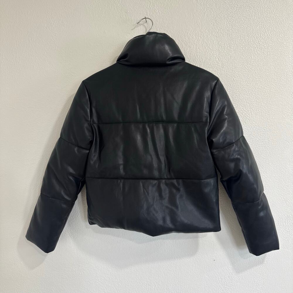 Abercrombie & Fitch Vegan Leather Mini Puffer Jacket Black Chic Size XS - Picture 7 of 10